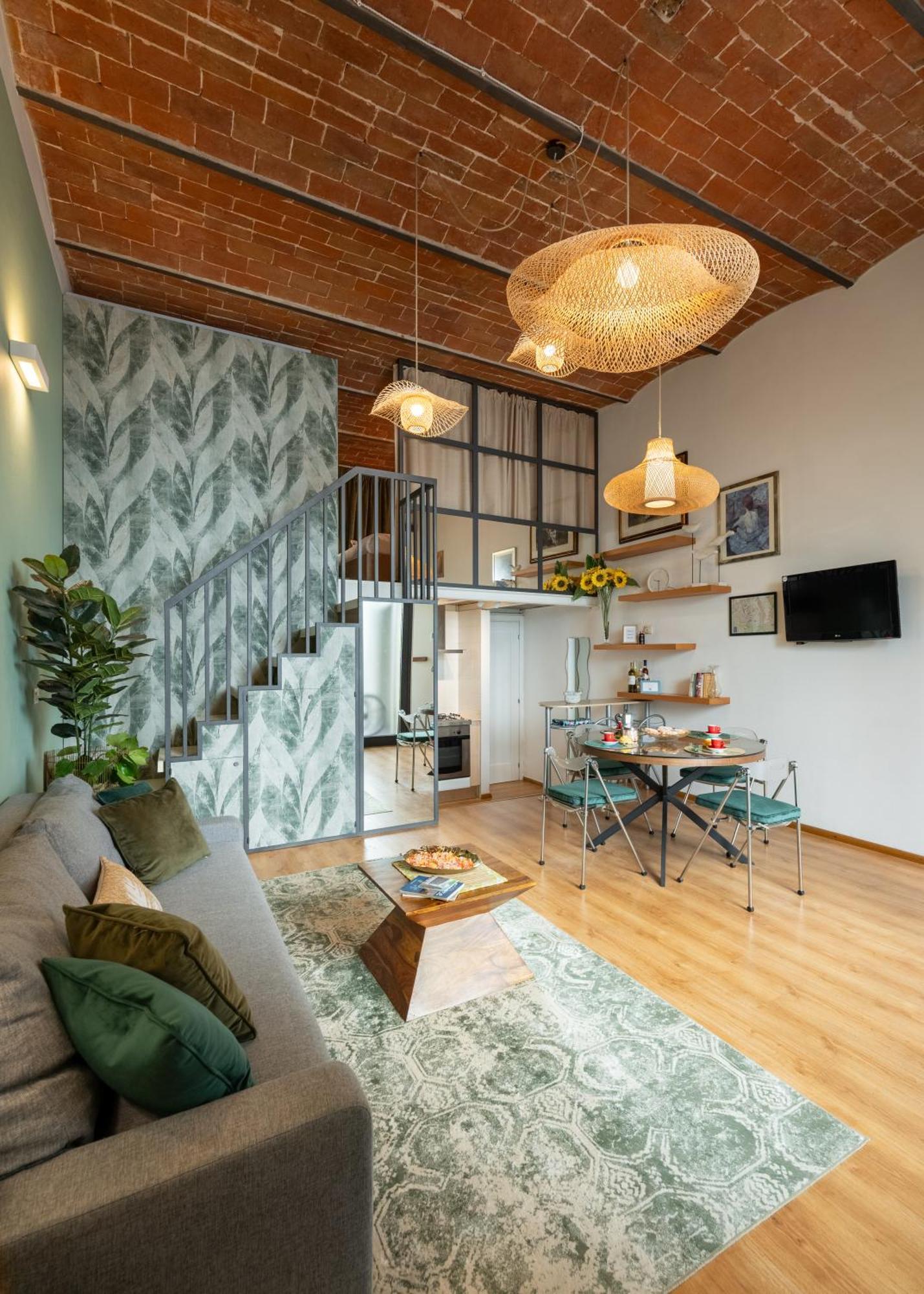 Via Cimabue 8B - Florence Charming Apartments - Metropolitan Loft In Florence - 20 Minute Walk To City Center - Excellent Base For Exploring - Less Than 5 Minute Walk To The Supermarket - Amazing Bakery On The Corner מראה חיצוני תמונה