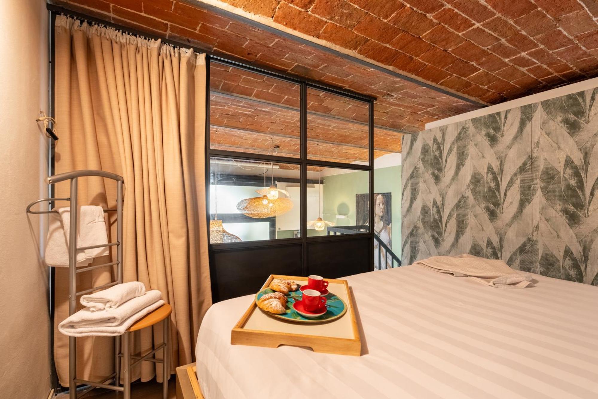 Via Cimabue 8B - Florence Charming Apartments - Metropolitan Loft In Florence - 20 Minute Walk To City Center - Excellent Base For Exploring - Less Than 5 Minute Walk To The Supermarket - Amazing Bakery On The Corner מראה חיצוני תמונה