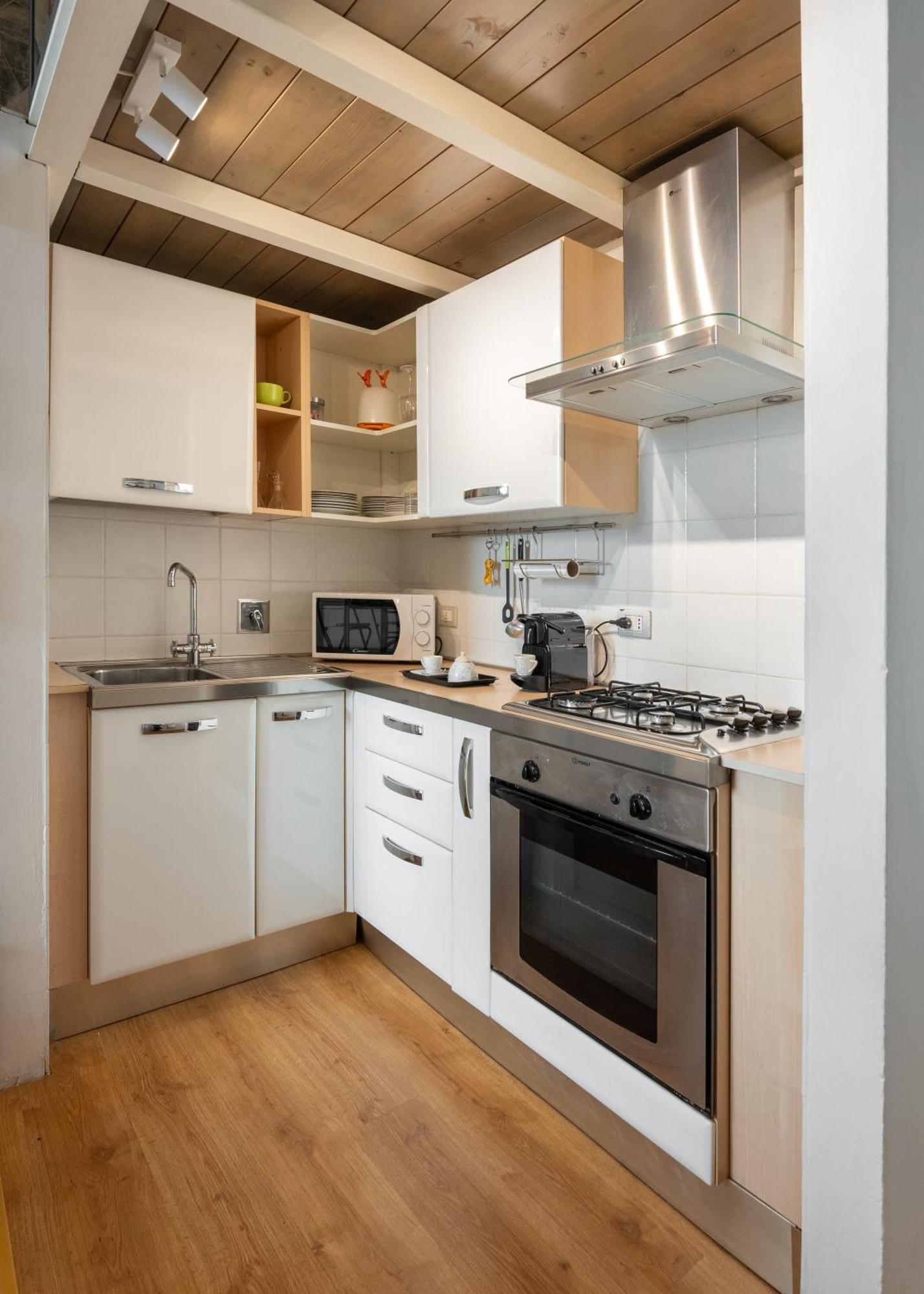 Via Cimabue 8B - Florence Charming Apartments - Metropolitan Loft In Florence - 20 Minute Walk To City Center - Excellent Base For Exploring - Less Than 5 Minute Walk To The Supermarket - Amazing Bakery On The Corner מראה חיצוני תמונה