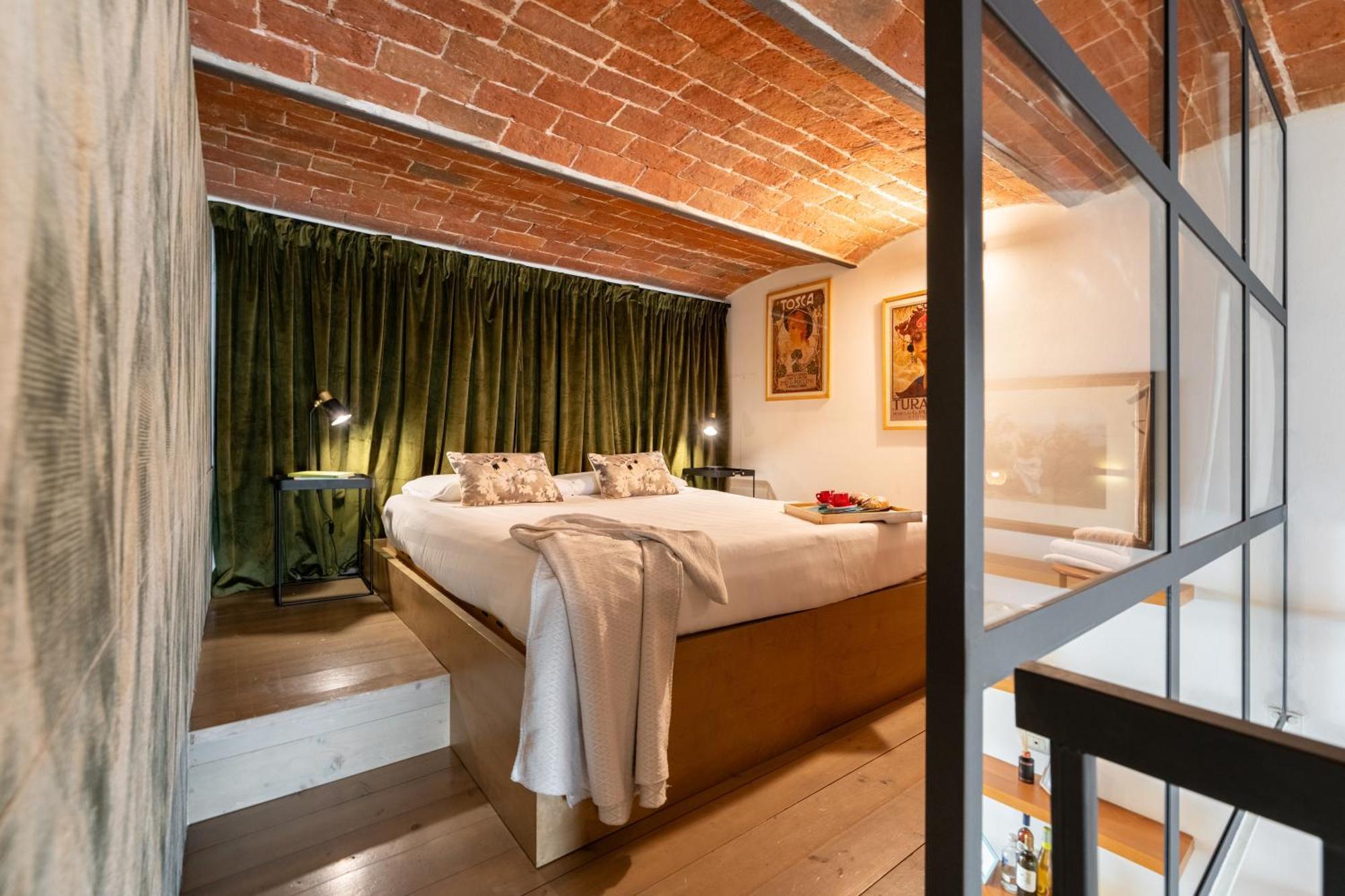 Via Cimabue 8B - Florence Charming Apartments - Metropolitan Loft In Florence - 20 Minute Walk To City Center - Excellent Base For Exploring - Less Than 5 Minute Walk To The Supermarket - Amazing Bakery On The Corner מראה חיצוני תמונה